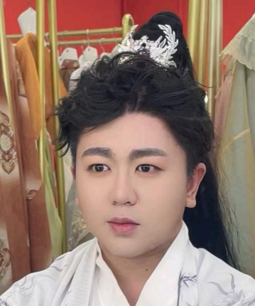 不如吃茶去的头像