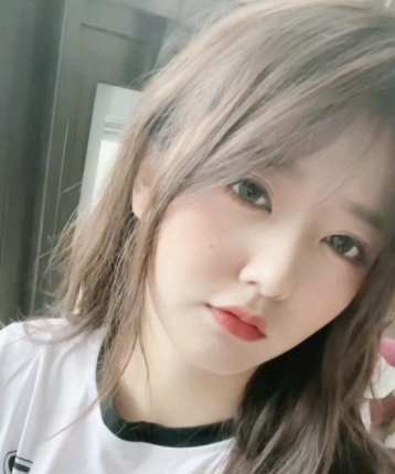 艳丽妹儿的头像