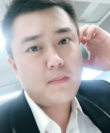 摸摸猫的头像