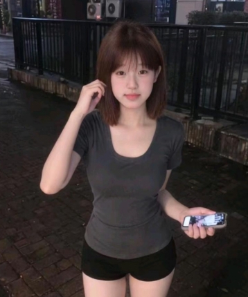 一只傻小鬼的头像