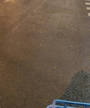 摇晃的红酒杯吗的头像