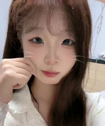 吃一口橙子的头像