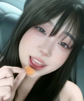 揉揉肚的头像