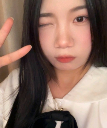 小草莓冒泡泡的头像