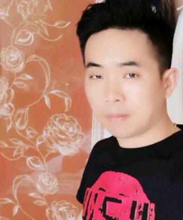 彼得堡小镇的头像