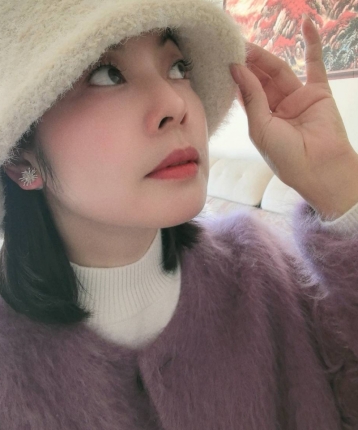 陈蒙黎爱的头像