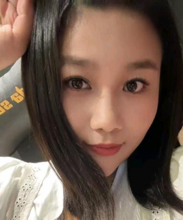 小小艾艾的头像