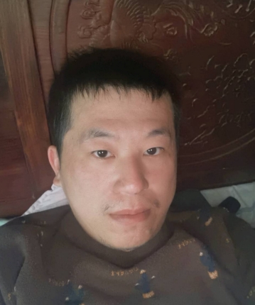 邱秋秋的头像