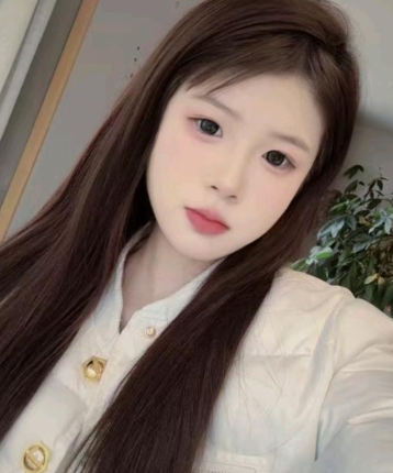 Q小小艺的头像