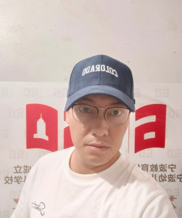 Jun...的头像