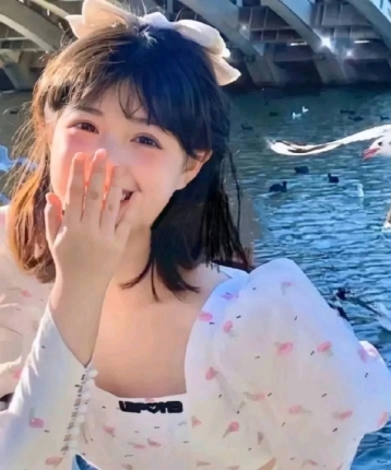 草莓小星球的头像