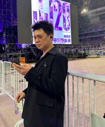 啊的的的的头像