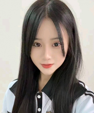 诗诗不吃肉的头像