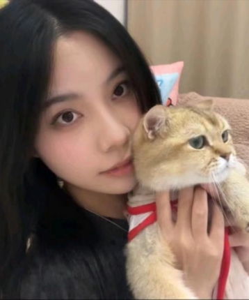 随时都想换名字的头像