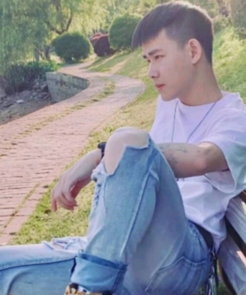 榴莲饼要掰碎了吃的头像