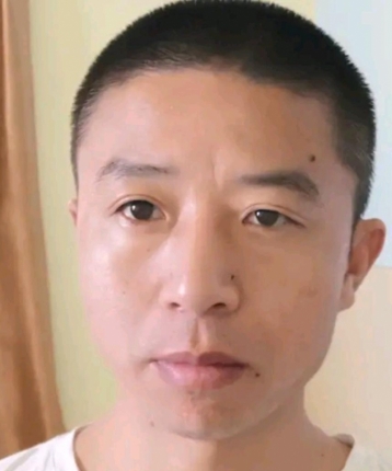 等风等雨又等你的头像