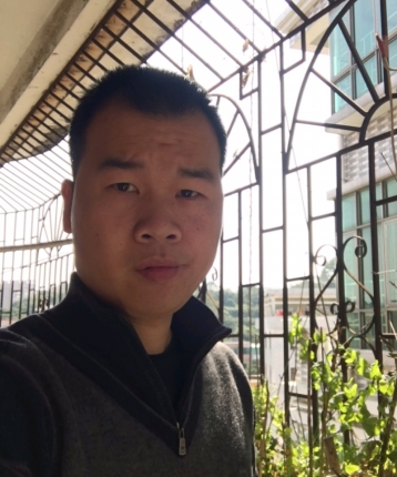 哦天冷了的头像