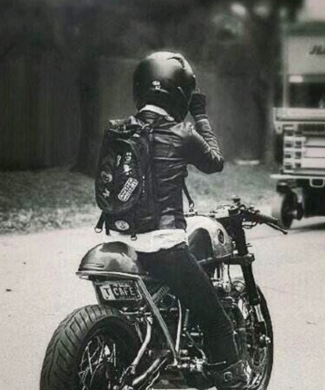 夜半钟声到客床的头像