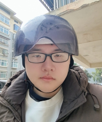 咋咋乎乎的头像