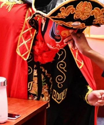 棕熊大大的头像