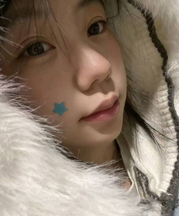 小奶茶的头像