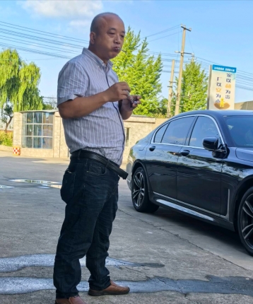 小小筑路人的头像