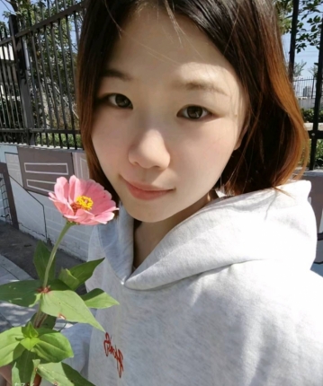 青青子衿.的头像