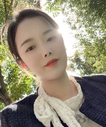 一只小李子的头像