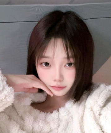 思纯的小姑娘的头像