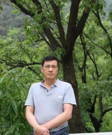 活跃zhang的头像