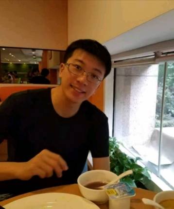 溜啦的头像