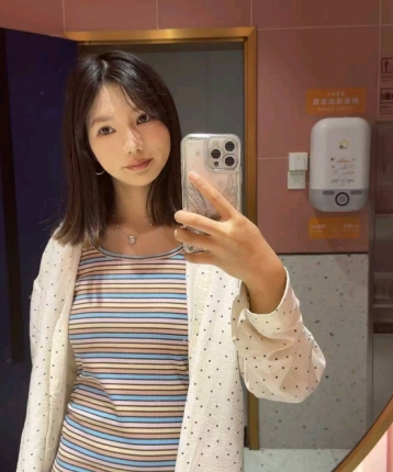 蹲蹲彩虹的头像