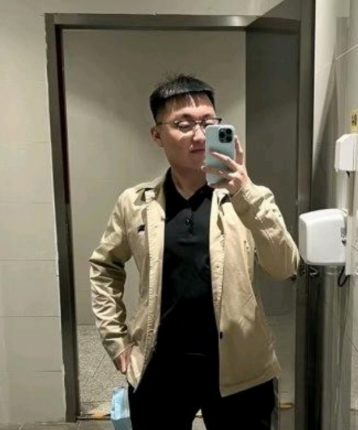春天放风筝的头像