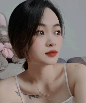 乌梅子酱酱的头像