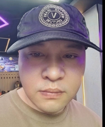 刚回家不尴尬的头像