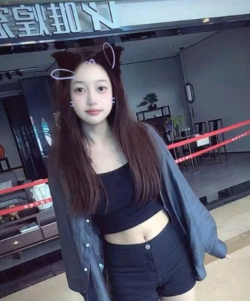 嘻嘻不嘻的头像