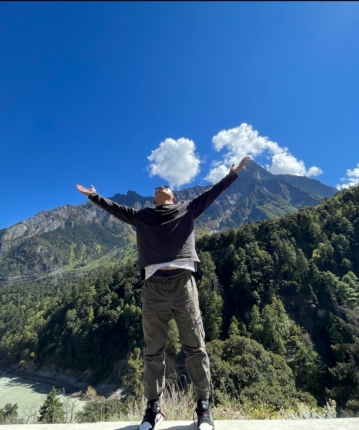 垚垚垚垚垚垚的头像