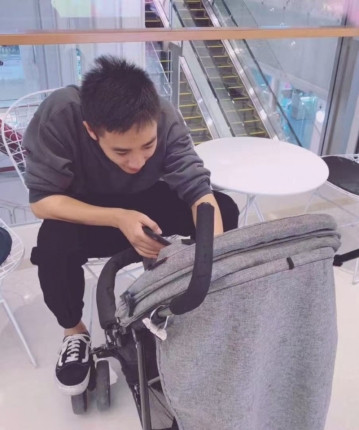 我家两个胖子的头像