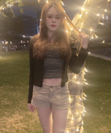 夏天里的暖光的头像