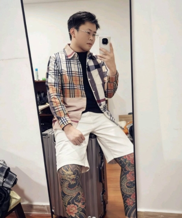 菠萝哥的头像