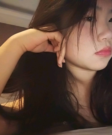 嗯呵呵的头像