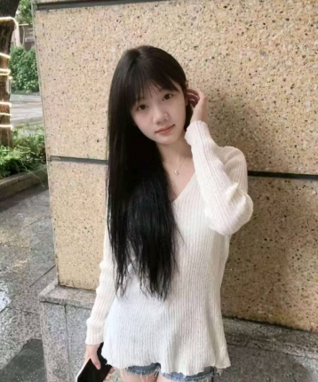 故事很长的头像