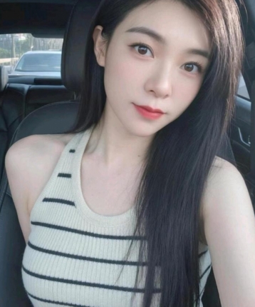 甜桃小锦鲤的头像