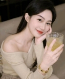 微笑时很美的头像