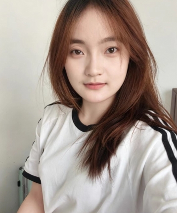 爱吃草莓的人的头像