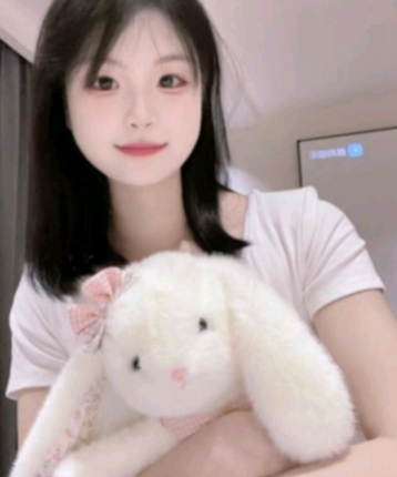 甜甜小小的头像