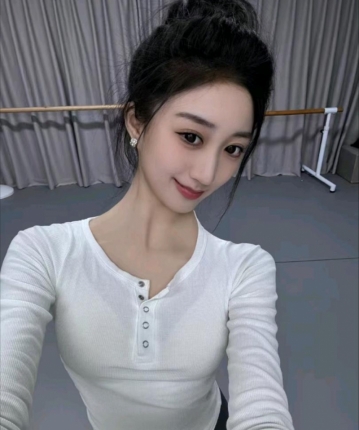 小暖吖的头像