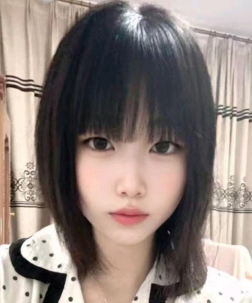 蜜桃撞月球的头像