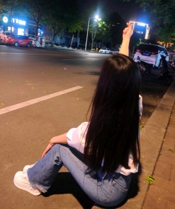 香菜已经不香的头像