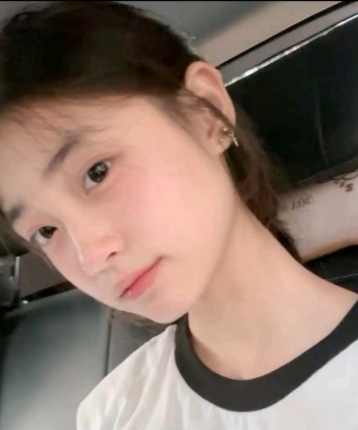 娜娜娜娜的头像